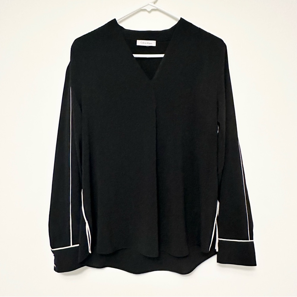 Calvin Klein Black and White Long Sleeve Relaxed Blouse with Gold Button Cuffs